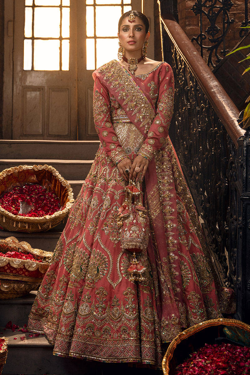 Mohsin Naveed Ranjha – Sabaa Fully Hand Work On Raw Silk Unstitched