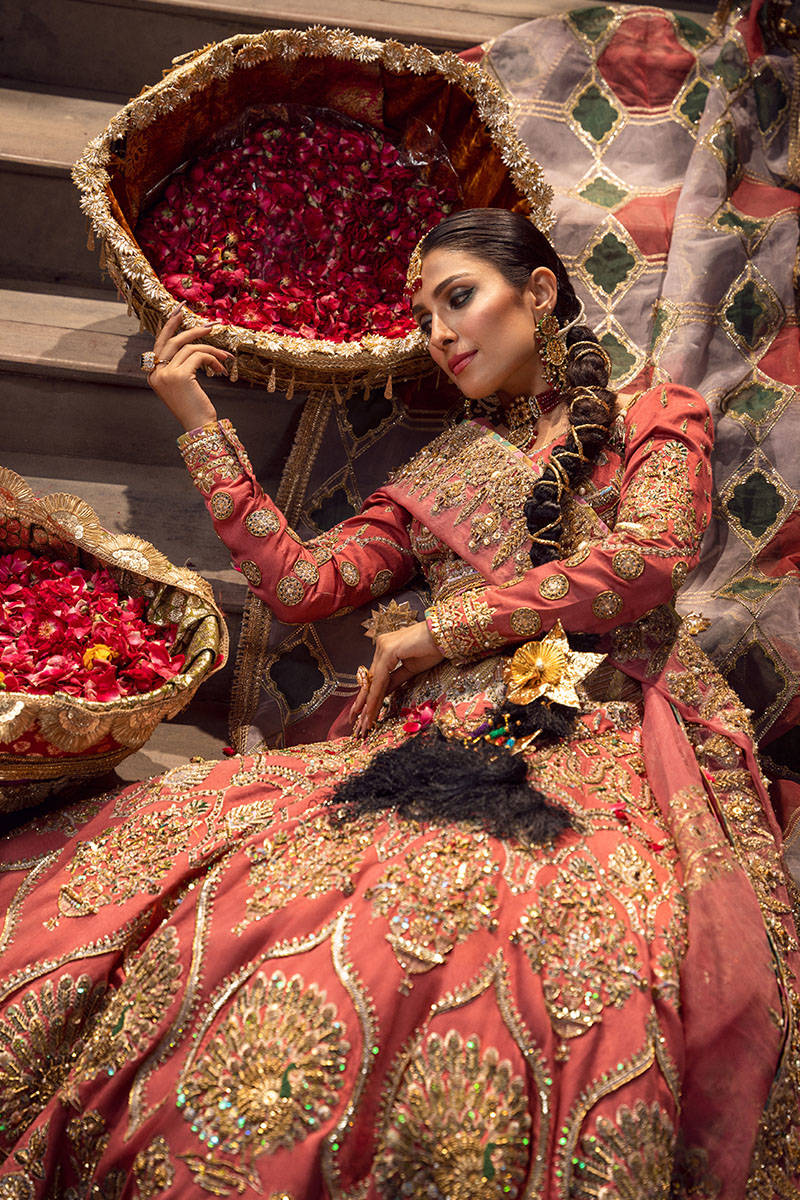 Mohsin Naveed Ranjha – Sabaa Fully Hand Work On Raw Silk Unstitched