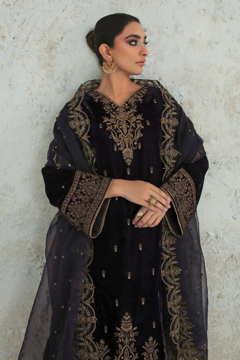 Baroque Luxury Velvet Collection With Heavy Embroidered Duppatta 3 Pc Unstitch UF-239