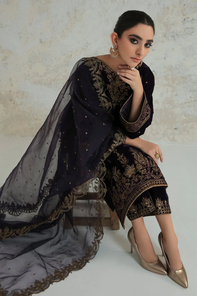 Baroque Luxury Velvet Collection With Heavy Embroidered Duppatta 3 Pc Unstitch UF-239