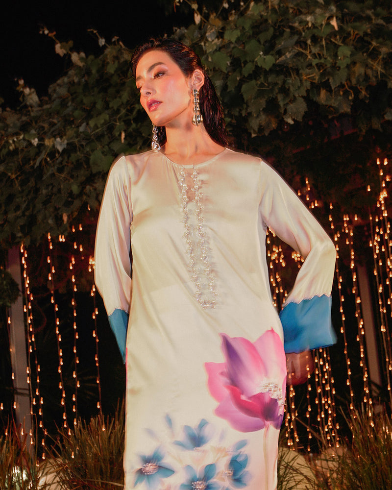 Lulusar Silk Hand Embroidered Unstitched Collection Nual Long