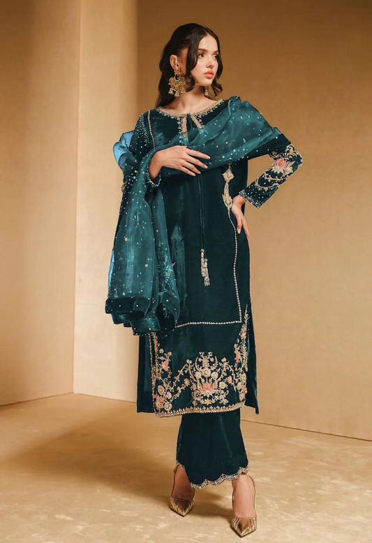 Pehnawa Zinc Formals Velvet Embroidered Collection IVY - KHAKAA Zinc