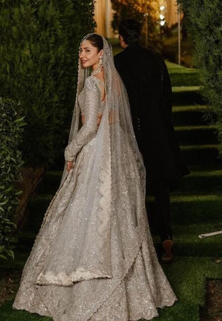 Faraz Manan Bridal Couture Beautiful 😍 Brides Maxi