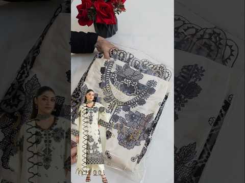 Pehnawa Luxury Lawn Embroidered 3 Pc Stitched Suit - PA 0007