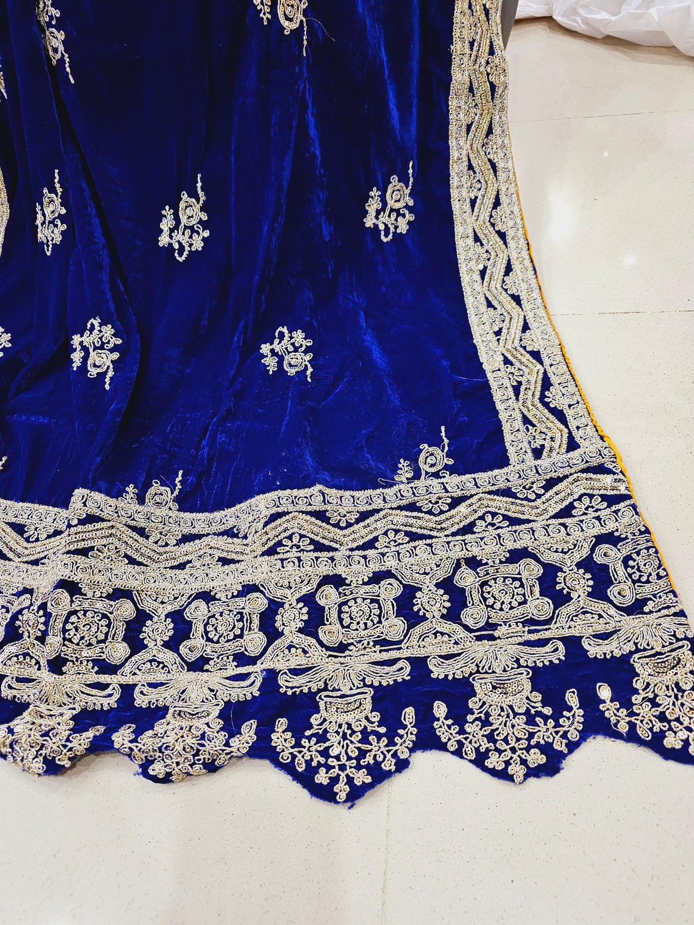 Extraordinary Heavy Dori & Sequence Embroidered Shawl PS