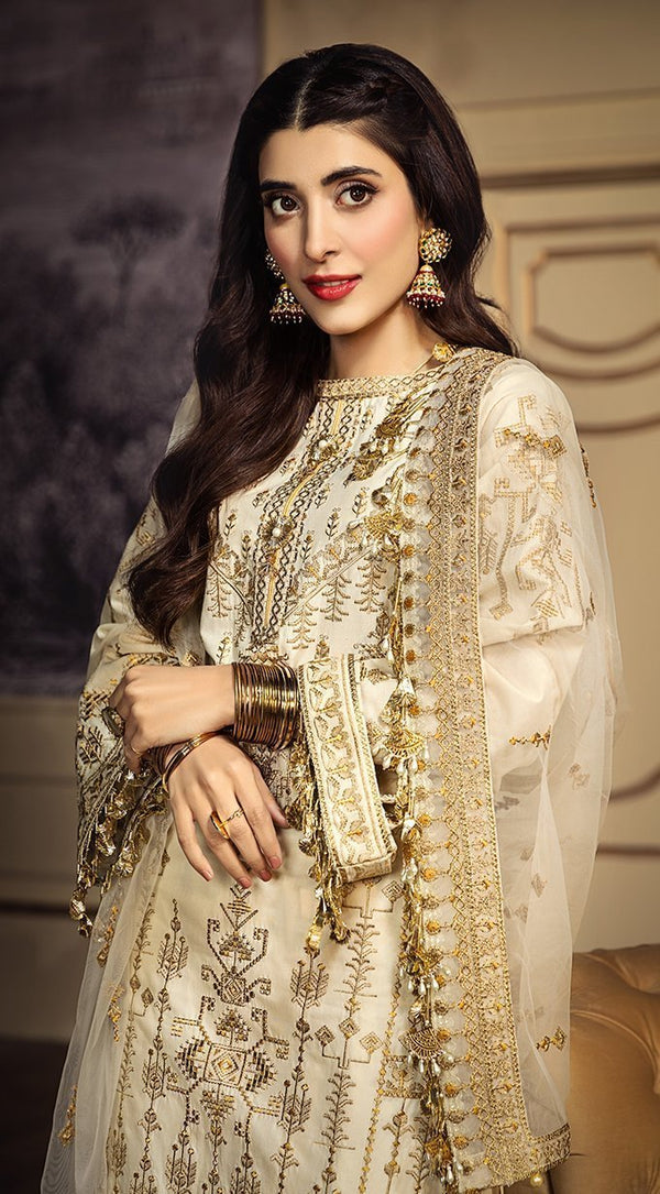 Anaya By Kiran Chaudhry Premium Lawn Eid Collection Fully Embroidered 3 Pieces Unstitch